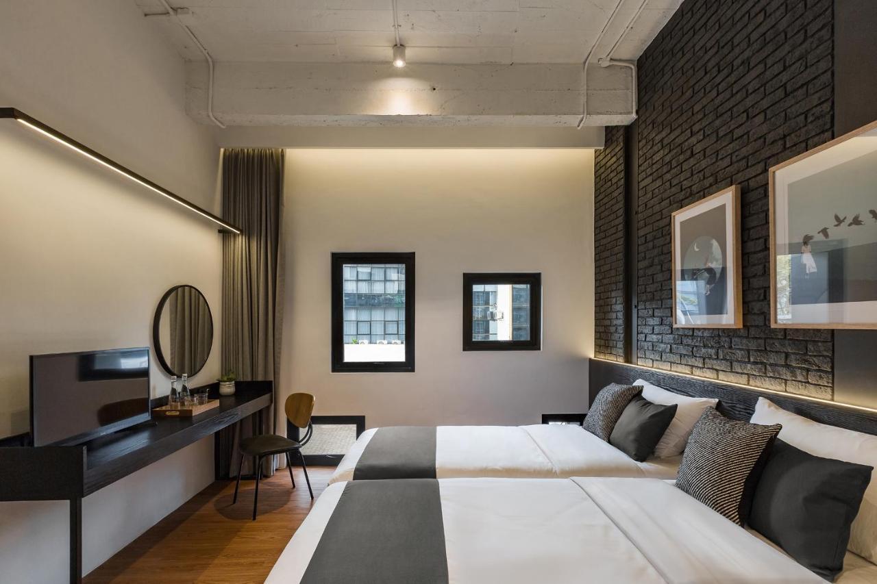 Qub Rooms Семаранг Экстерьер фото