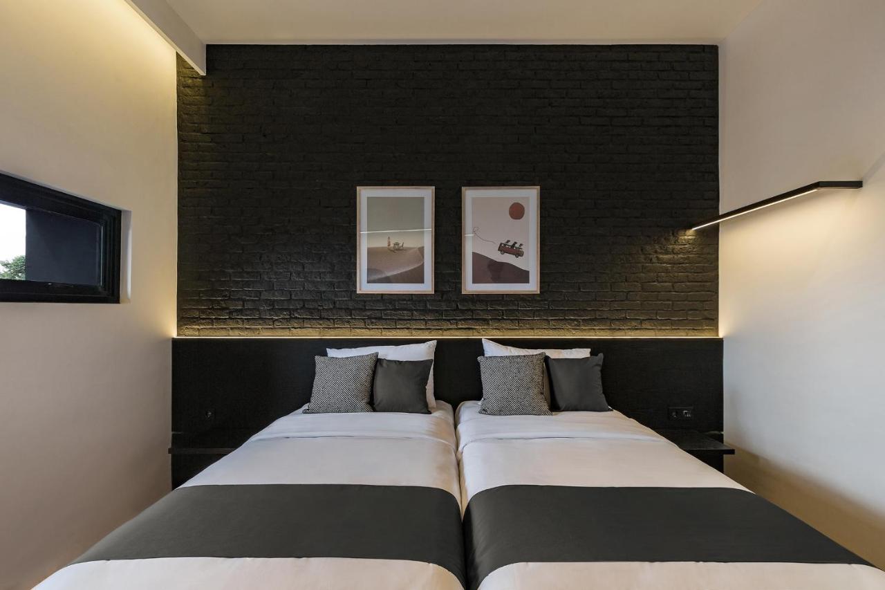 Qub Rooms Семаранг Экстерьер фото